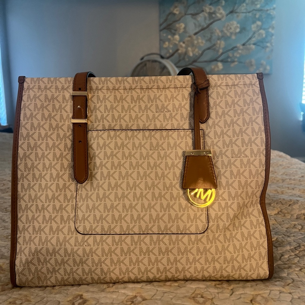 Michael Kors Cream and Brown Signature Tote
